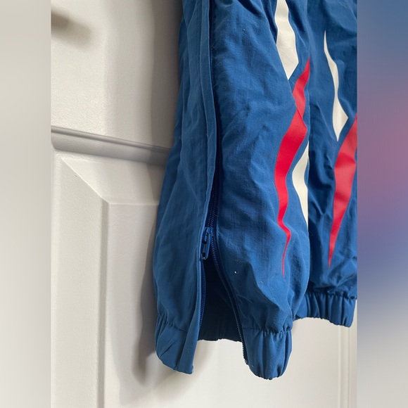 Reebok lightweight joggers - Picture 3 of 5